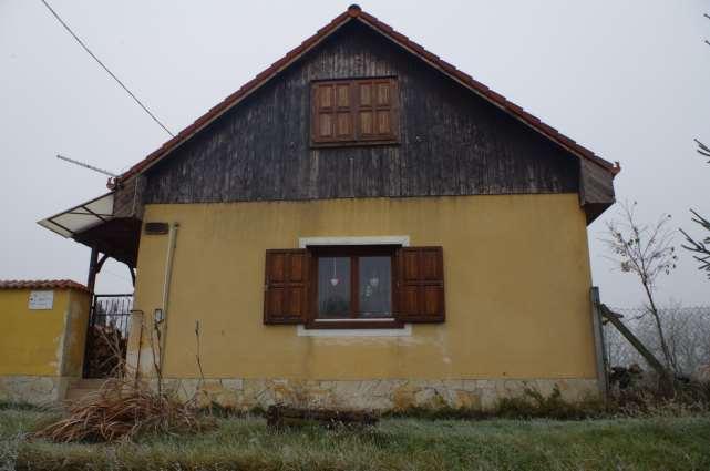 szerkezetek beépítése.