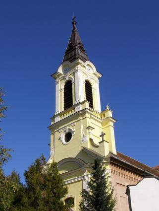 Svojho jasu sa kaštieľ dočkal v roku 1930. Plánovačom bol Fischner von Erlach a jeho syn. Na stavebné práce dozeral majiteľ bernolákovského kaštieľa J. Eszterházy. Zaujímavosťou boli napr.