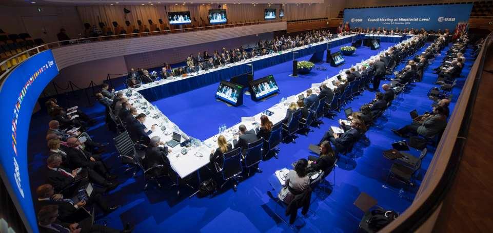 ESA Miniszteri Tanács CM ESA programokról szóló hosszútávú, stratégiai döntések meghozatala 24 ESA program