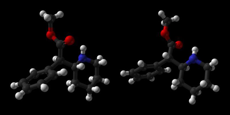 Metilfenidát (MPH) vagy ritalin (a ritalin gyógyszer egy racemát) terápia: pszichostimuláns ami