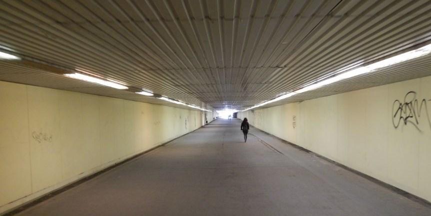 aluljáró. A régi aluljáró attraktivitása alacsony, gyalogos forgalma kicsi.
