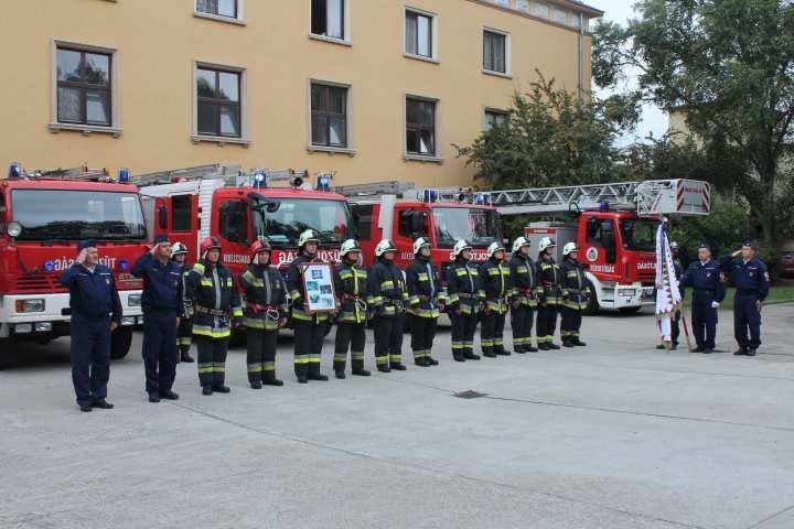 Békés Megyei Katasztrófavédelmi Igazgatóság Cím: 5600 Békéscsaba, Kazinczy utca 9. Az igazgatóság telefon és fax számai: Tel: (66) 549-470 Fax: (66) 441-628 E-mail cím: bekes.titkarsag@katved.gov.