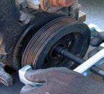 Motor Motor 2208 ehúzó hosszborás ékszíjtárcsákhoz lehúzó különböző alakú, különösen a személygépjárműveknél alkalmazott ékszíjtárcsák leszereléséhez használható 4-23 mm átmérő