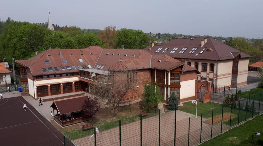 ÁLTALÁNOS ISKOLA