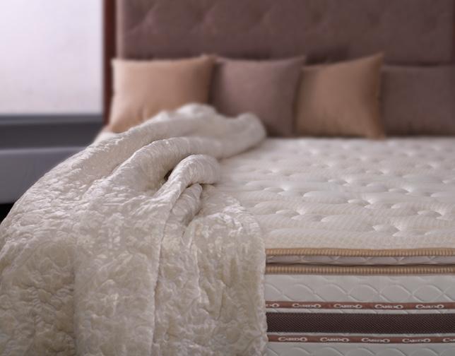 külső kényelmi párnázattal rendelkező matracok a különféle igények kielégítésére.