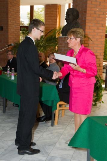 OKTV eredmények I. Hőgye Norbert 3.D biológia. hely tanára: Dr. Szalainé Tóth Tünde Stumpf Csaba 3.A biológia. hely tanára: Dr. Szalainé Tóth Tünde Baráth Veronika 3.