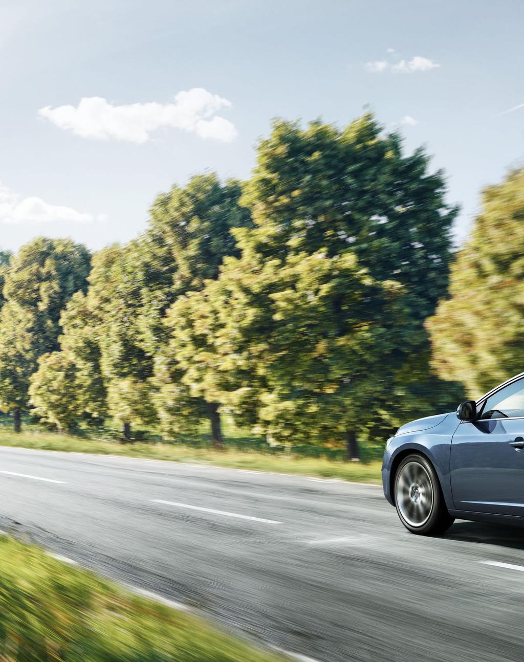 A Volvo V60 a korszerű benzines és dízelmotorok széles választékával rendelhető, így mindenki megtalálja az igényeinek és vezetési stílusának legjobban megfelelő erőforrást.