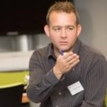 Ebben a workshopban együtt énekelnek, akik tudnak, és akik nem. Mert nem a tudás számít, hanem az élmény. Hogy mi történhet meg a workshopon?