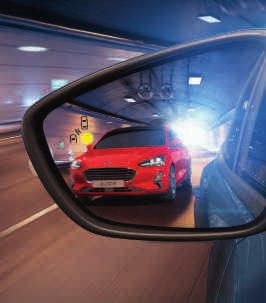 FORD FOCUS Innovatív technológiák Választható vezetési üzemmódok E beállítással három normál, környezetbarát és sportos vezetési üzemmód közül választhat. A rendszer módosít néhány beállítást, így pl.
