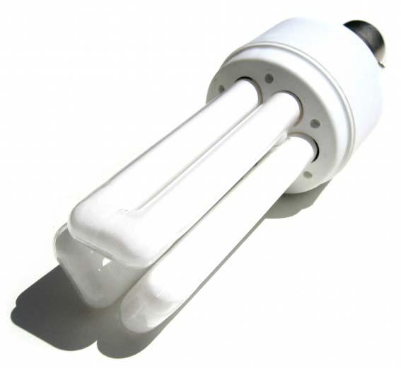 Aproximativ 11 procente din piata de profil din Statele Unite este detinuta de becurile fluorescente, vanzandu-se in jur de 330 de milioane de astfel de becuri in fiecare an.