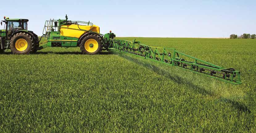 MUNKAGÉPEK - Gépajánlat 2018 JOHN DEERE R900I SOROZATÚ PERMETEZŐK Ha Ön egy hektárra vetítve nagyobb teljesítményt és alacsonyabb költségeket szeretne, akkor Önnek a John Deere R900i szántóföldi