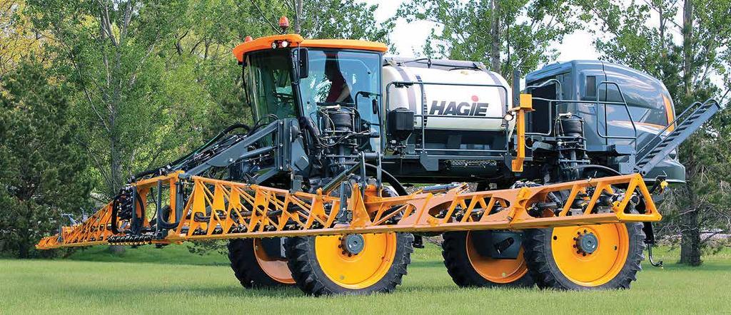 MUNKAGÉPEK - Gépajánlat 2018 HAGIE ÖNJÁRÓ PERMETEZŐK A permetezőgép legfontosabb előnyei: ỊỊ John Deere intelligens megoldások ỊỊ 2 méteres hasmagasság ỊỊ Egyedülálló szántóföldi menetteljesítmény ỊỊ