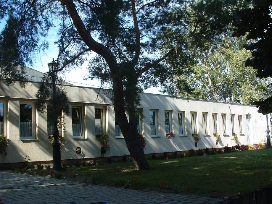 Belterületi karakterek A belterület szabályos derékszögű utcahálózata jól mutatja kialakításának előzményét az 1960-as évek tervszerű mérnöki