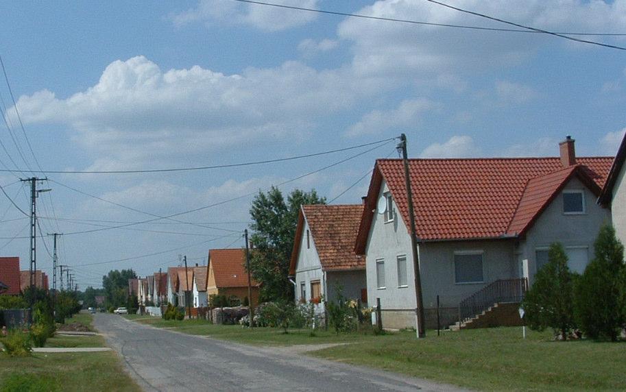 tetőtérbeépítés nélküli