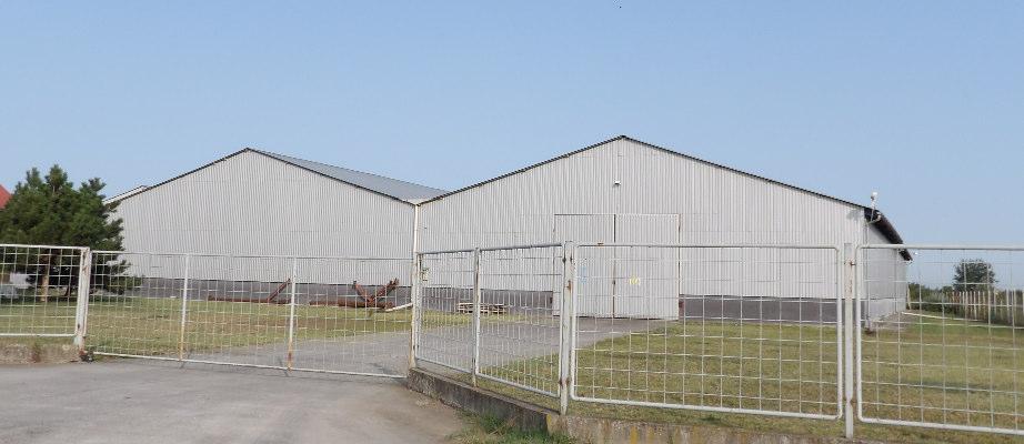 Gazdasági beépítés, ipari karakter A település mezőgazdasági