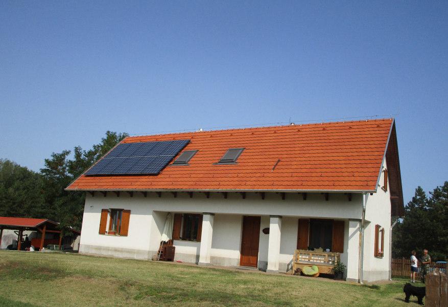 A különböző funkciók a külön-külön épületben kaptak helyet.