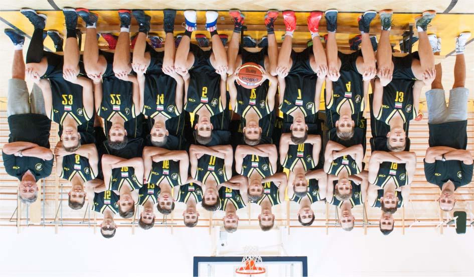 Kadett (U16) fiú csapat Hátsó sor (balról): Szük Zsombor, Nagy Simon, Hidvéghy Zsombor, Fekete Bálint, Simkó Attila, Bella Márton, Pápai Benedek, Nagy Balázs; középsõ sor (balról): Varga István (),