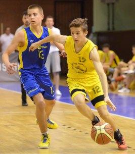 12 26 10 1 27 42 17 19 Kreskay Péter 24 4 17 8 1 13 9 15 13 8 6 2 0 4 7 3 17 Márkus Dániel 90 34 38 45 17 38 85 19 54 14 12 1 0 32 21 4 21 Nagy Barna 113 55 49