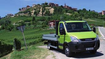 JÁRMÛ ÉS FELÉPÍTMÉNY CAMION TRUCK&BUS 2009/8 29 Akár hét tonnás össztömeg A biztonsági szerkezetek teljes fegyvertára elérhető opcionálisan, ami ma a világban a csúcsszínvonalat képviseli.
