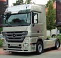 Össztömeg/szerelvény (t): 26 38/40 VI/1 DAF FT XF105 Space fül ke Tel je sít