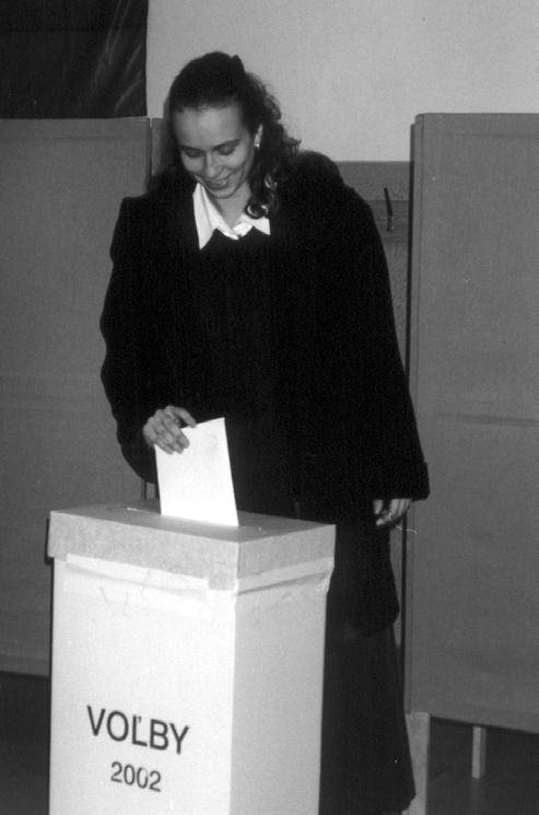 mestskej volebnej komisie v Senci František Borka. l Pán Borka, môžete stručne zhodnotiť komunálne voľby 2002 v Senci? Hoci v Senci prebehlo všetko v medziach zákona, takéto voľby tu ešte neboli.
