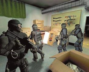 HÄNDE HOF! Ha a képen látható kommandósok tudnának beszélni, valószínűleg tiltakoznának, hiszen ez ez nem is CryENGINE, hanem SWAT 4, de illusztrációnak megteszi.