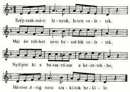 10. 13 Szép szakmári lányok tyúkot ültettek, Egy tyúk alá harminchat tojást tettek. Harminchat tojásból csak egy kakas lett, Szép szakmári lányok mi lesz veletek?