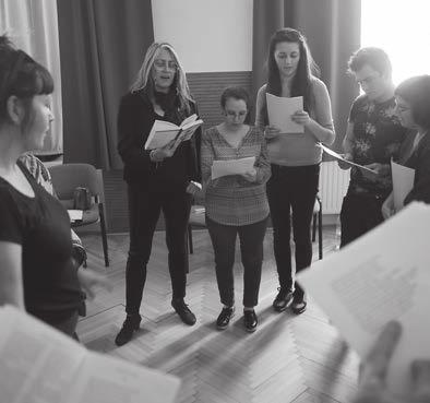 Tizennégy soros titkok Shakespeare-nap az MFTK Angol-Amerikai Intézete és az Irodalomés Kultúratudományi Intézet Színháztudományi Tanszéke szervezésében. Pannon Egyetem, E-kamara, 2017. március 24.