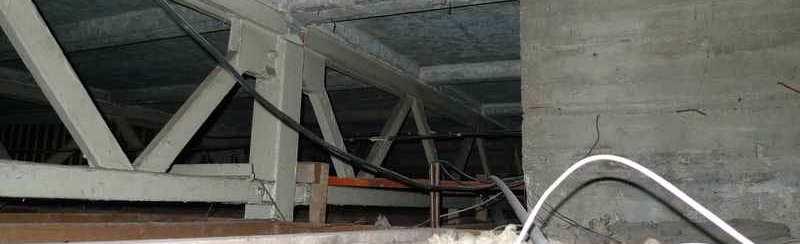 kép: acél rácsostartó és monolit vasbeton merevítő