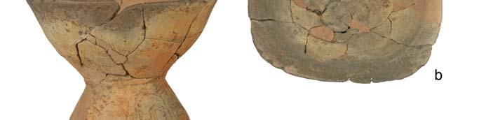 ) Emese Lovász found two Bükk vessels and some ceramic pieces at the discovery of the site (Csengeri 2003b: 44).
