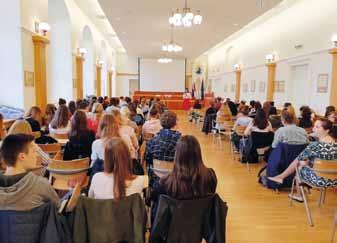 Zo života fakúlt svete čas na najvýznamnejšiu modlitbu v týždni, sme po počiatočných nedorozumeniach organizovali prácu tak, aby kolega túto pobožnosť mohol v najbližšej mešite v čase, ktorý bol na