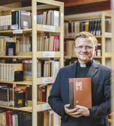 Zo života fakúlt Teologická fakulta Nebojme sa nepríjemných otázok Prinášame upravený rozhovor s jezuitom a dekanom Teologickej fakulty Trnavskej univerzity Milošom Lichnerom, ktorý zastupuje
