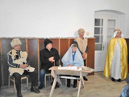 Katinak,Czimmermann Lászlónak a Mikulás szerepét, a betlehemi figurák ruháinak felújítását Feke Jutkának, Galamos Virágnak, Bódás Gabriellának és Palló Ilonának.