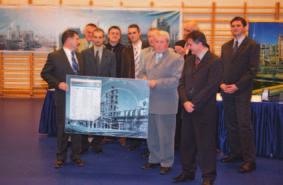 z akkor már 39 éve üzemelő LDPE-1 üzemben március 16-án megszűnt a termelés, a társaság az üzemet bezárta. dolgozók más üzemekben kaptak munkát.
