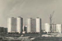 -ként kapta meg a városi címet. TVK beruházásában épült Derkovits Gyula Városi Művelődési Házat 1967. november 4-én adták át.
