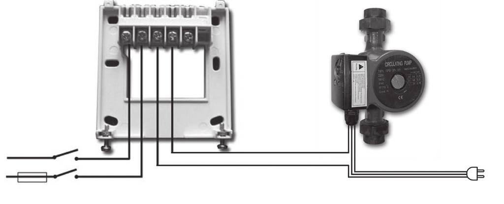 a vevőegység hátlapja COM NO NC N L 1 2 3 szivattyú (hősugárzó/infrapanel, stb.) 230 V AC 50-60 Hz N L (fázis) FIGYELEM!