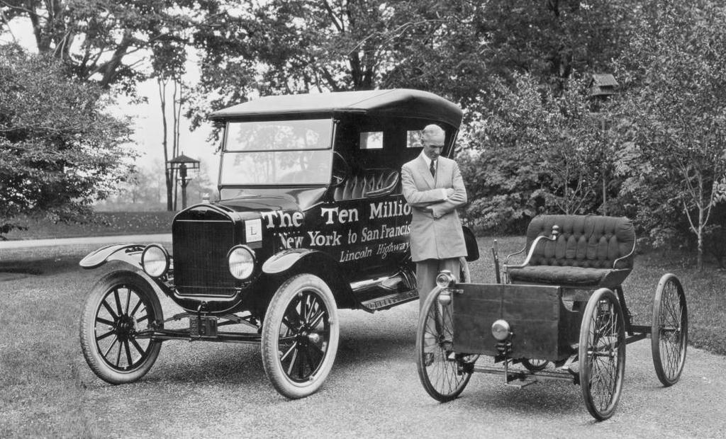 1908-tól kezdték el lerakni a korszerű sorozatgyártás alapjait: a szerszámokat és a munkásokat
