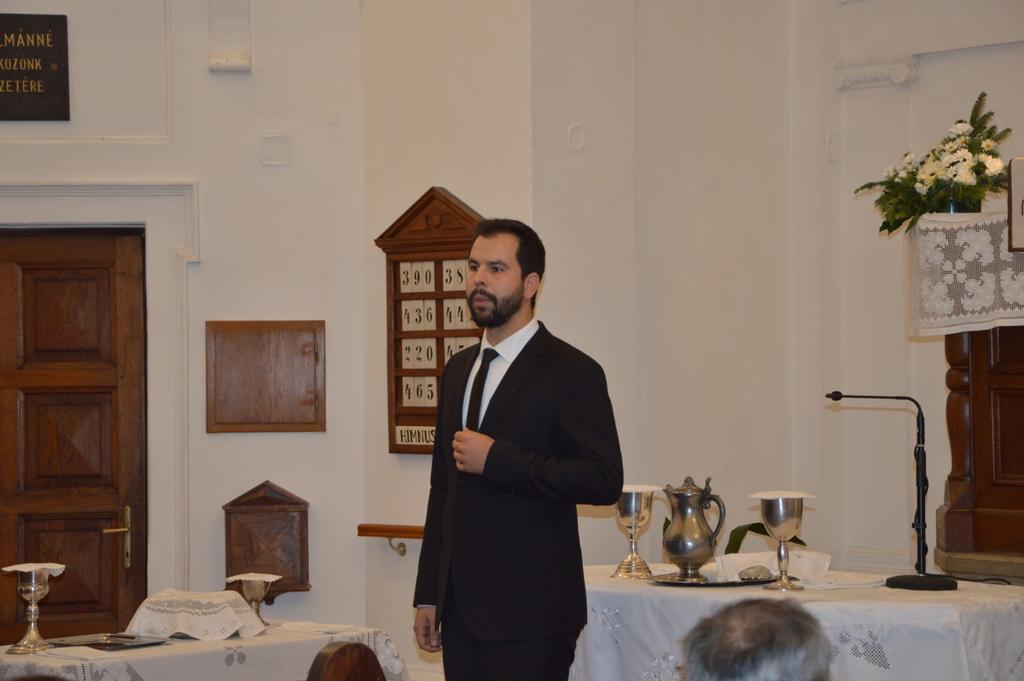 3 környéki, szórványban élő református ünnepelt együtt úrvacsorai közösségben. Június 10.