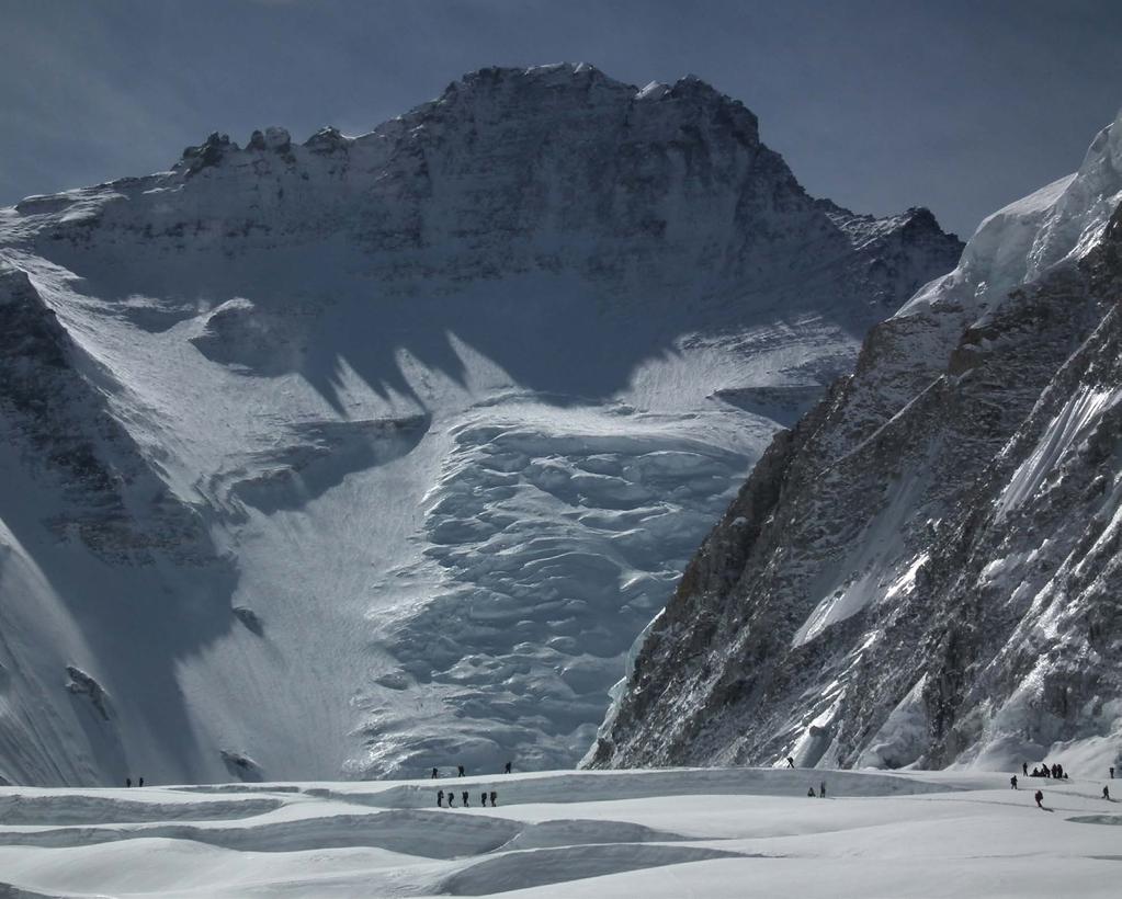 Szeptember LHOCE (8516 m Himalája) Résztvevők: Erőss Zsolt, Kollár Lajos, Mécs László, Gál László, Horváth Tibor,
