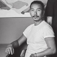 Designerek Ahn Tuan: Luu Anh Tuan, a vietnámi szármozású divattervező 2006-ban alapította meg saját márkáját az ANH TUAN-t.