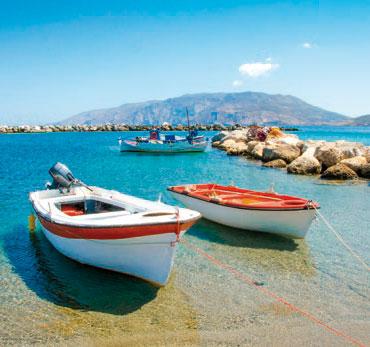 között Skyros charterjárat (turistaosztály) az ustrian irlines GR járatával ből Skyrosba és vissza, thén 23 kg poggyásszal transzfer: repülőtér szálloda repülőtér ellátás: félpanzió reggelivel és