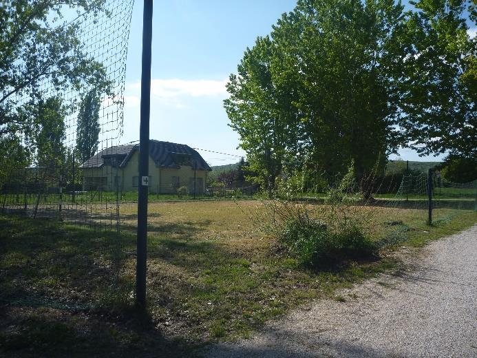 és strandröplabda pálya