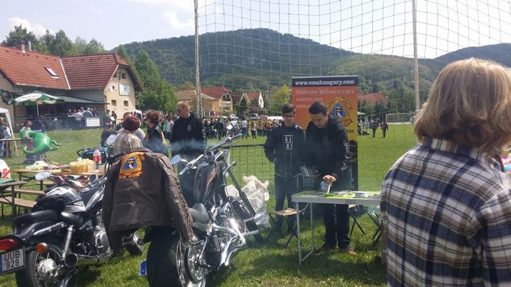 (csütörtök) 10.