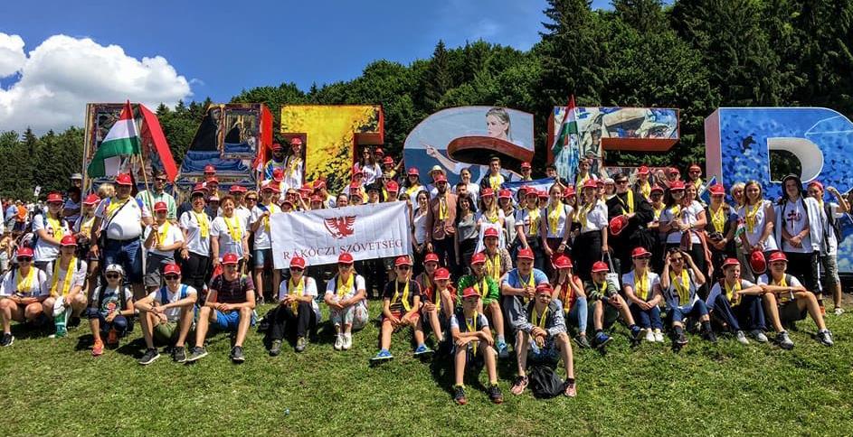 Tanulmányutak és nyári táborok a diaszpóra fiataljai számára A Rákóczi Szövetség a Nemzetpolitikáért Felelős Államtitkárság megbízásából pályázatot hirdet magyarországi