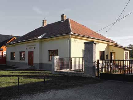REMENYIK ZSIGMOND EMLÉKHÁZ Szülőfalujában egy berendezett emlékház a híres regény és drámaíró tiszteletére.