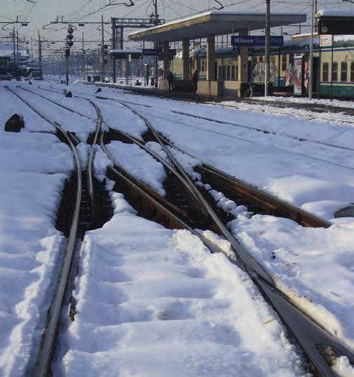 A megadott beállítás szerint a vezérlés, figyelembe véve a szenzorok értékeit, automatikusan be- és kikapcsolja a rendszert.