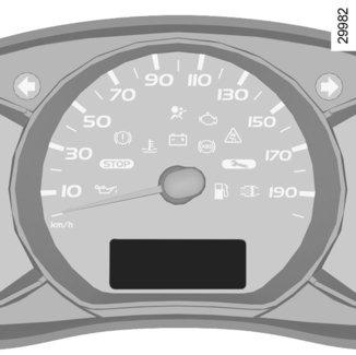 MOTOROLAJSZINT: általánosságok (1/2) A motor a mozgó alkatrészek kenésére és hűtésére használja az olajat, és teljesen normális, hogy két olajcsere között pótolni kell.