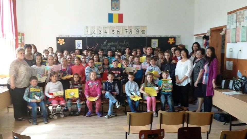 Részvételi követelmény volt Benedek Elek meséiből inspirált rajzok készítése bármilyen rajztechnikával.
