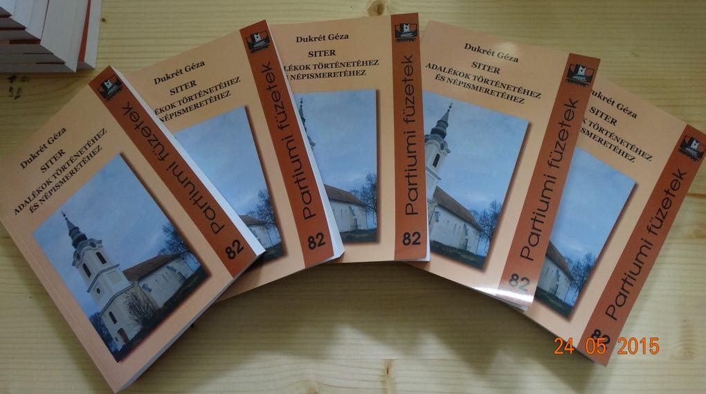 KÖZSÉGI DOBSZÓ 2015 MÁJUS 6 Könyvbemutató a siteri református templomban Egy hálaadó istentisztelet keretén belül került sor 2015 május 24-én, Pünkösd vasárnapján Dukrét Géza legújabb könyvnek a