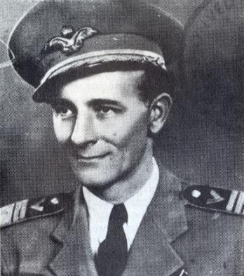 124 Heppes Aladár alez. Az ezred l. sz. parancsát l944. szeptember 30-án adták ki. Ettől az időponttól kezdve az 1944. évben 70, l945.